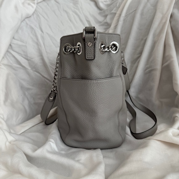 Michael by Michael Kors Grey Pebble Tote Purse with silver chain hardware NWOT - Picture 3 of 12